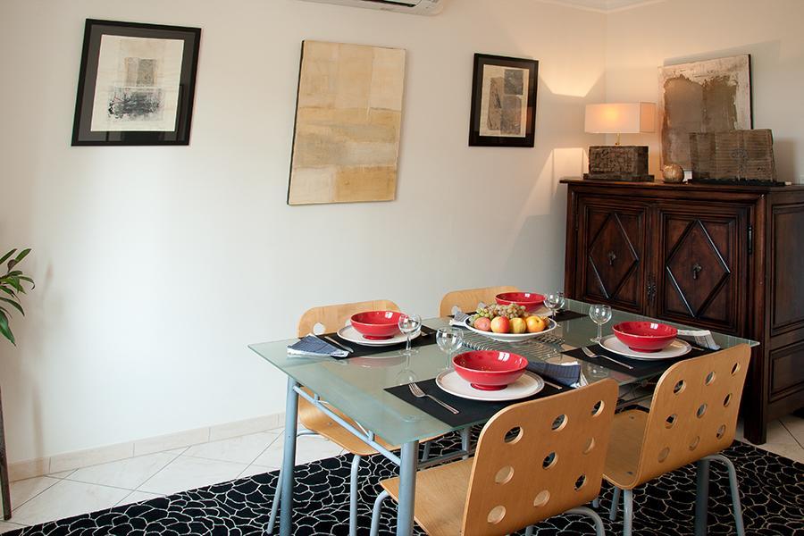 Appartement D Artiste Hyeres Exterior photo